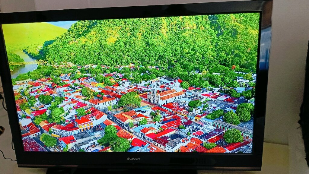42" Gogen Led Tv - 12