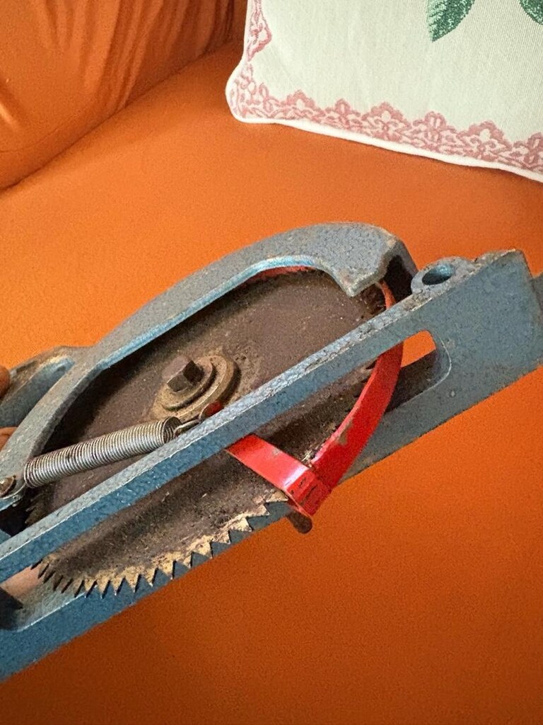 Vintage Döküm Gövde Matkap Ucu Daire Testere Aparatı - 7