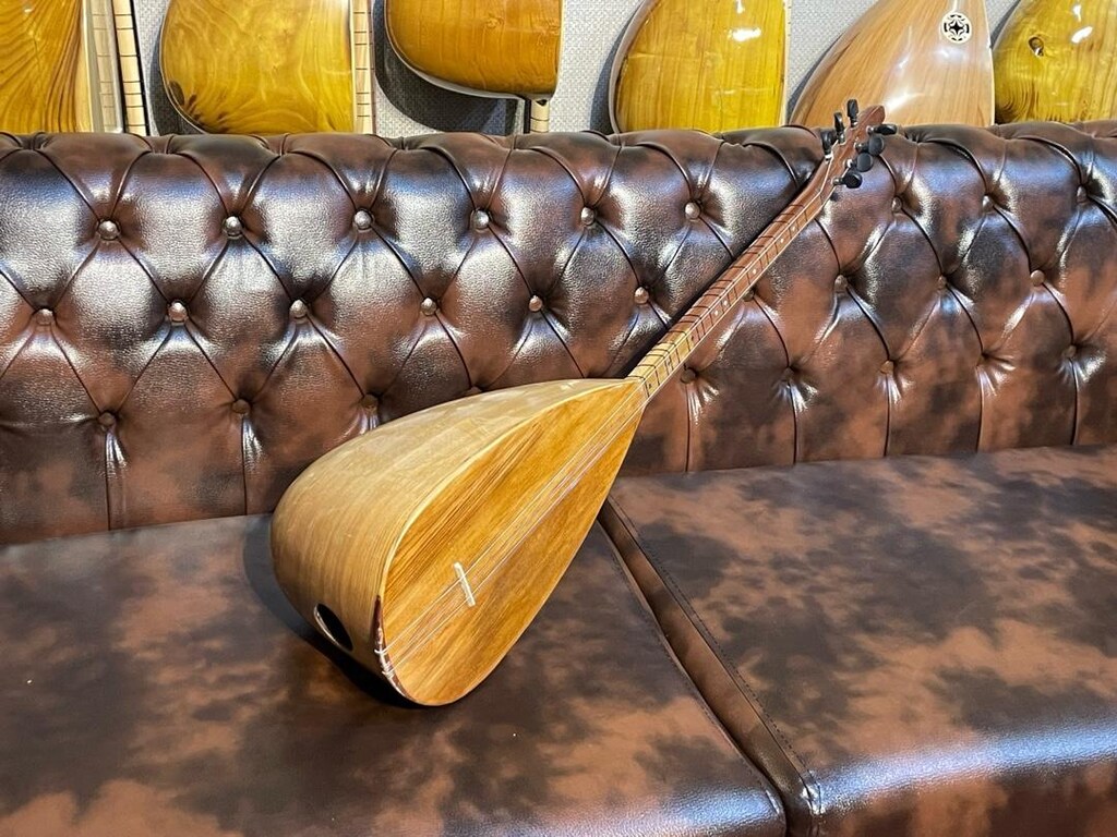 40 TEKNE PROFESYONEL OYMA KESTANE KURT AĞIZLI KISA BAĞLAMA SIFIR SAZ - 2