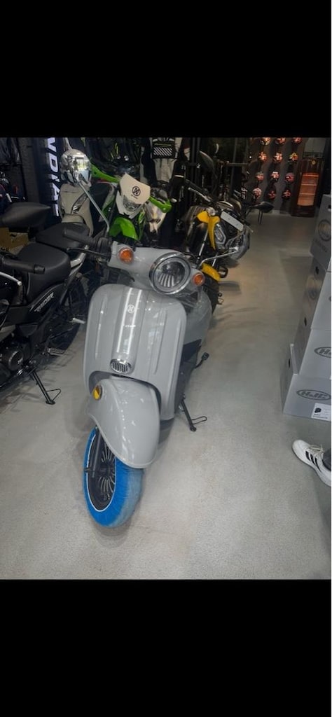 50cc b ehliyetle sürülebilir mondial