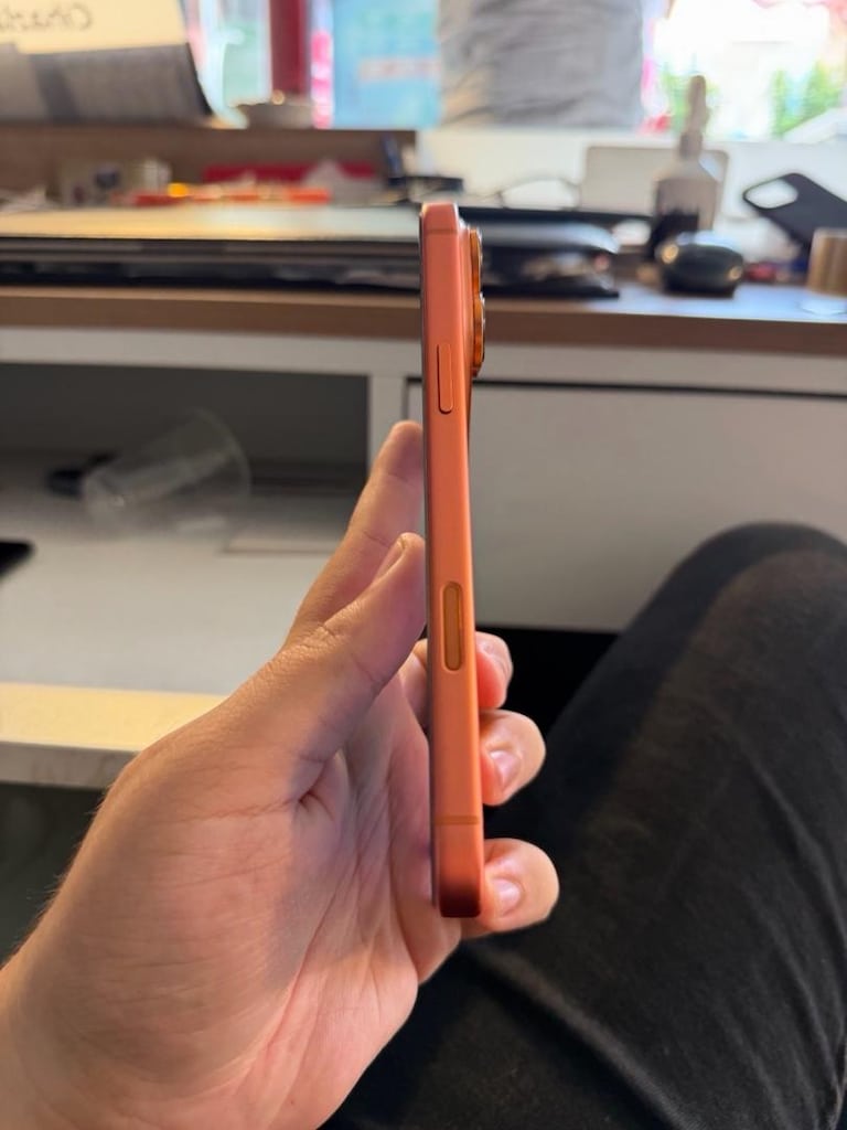 iPhone 17 Pro max - 2