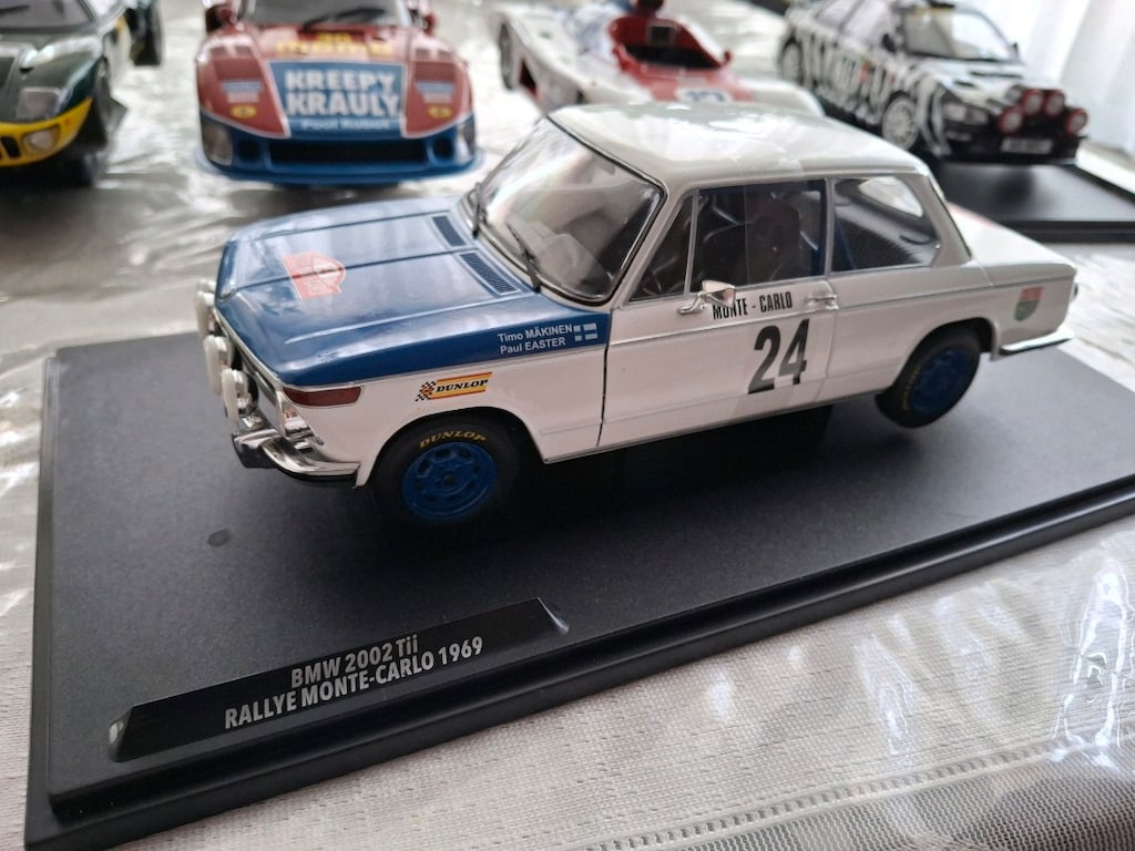 solido 1:18 dekalli model araba seti - 6