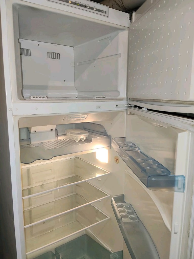 Profilo Buzdolabı Açıklama Oku - 6
