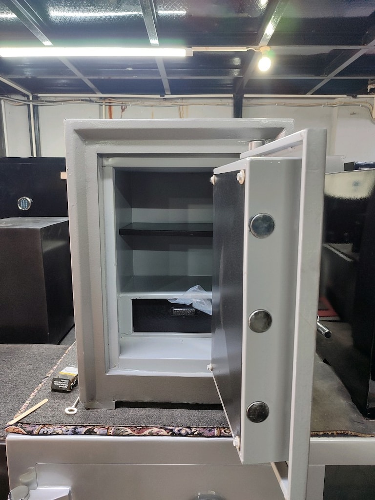 ÇELİK PARA KASASI İMALATAN ADRESE TESLİM - 2