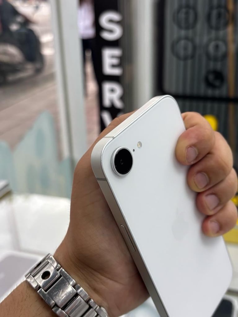 12 AY GARANTİLİ İPHONE 16E 128 PİL 94 - 5