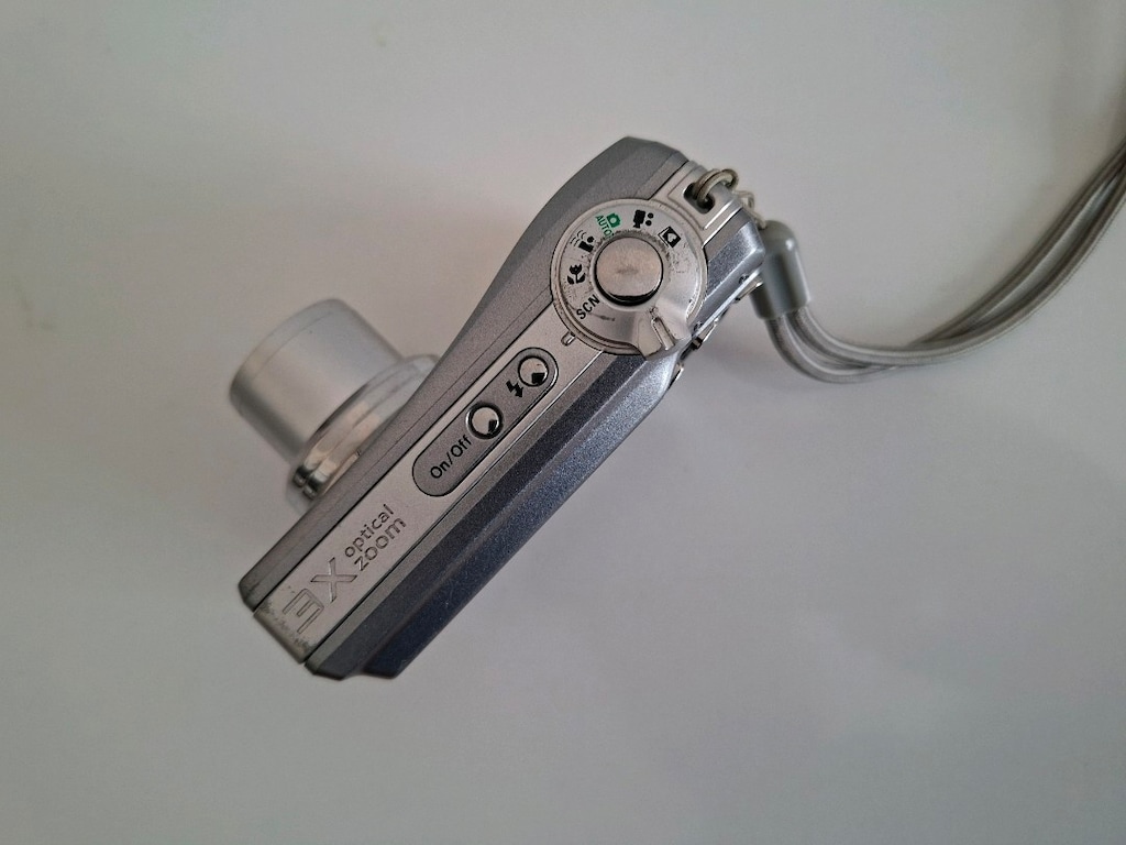 Kodak EasyShare C813 Dijital Fotoğraf Makinesi 8.2 Megapiksel 3X Zoom - 6