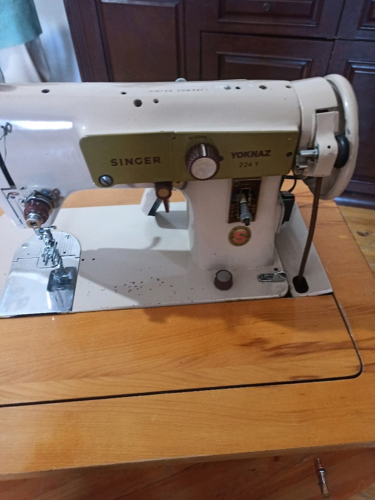 SİNGER YOKNAZ 224Y - 4