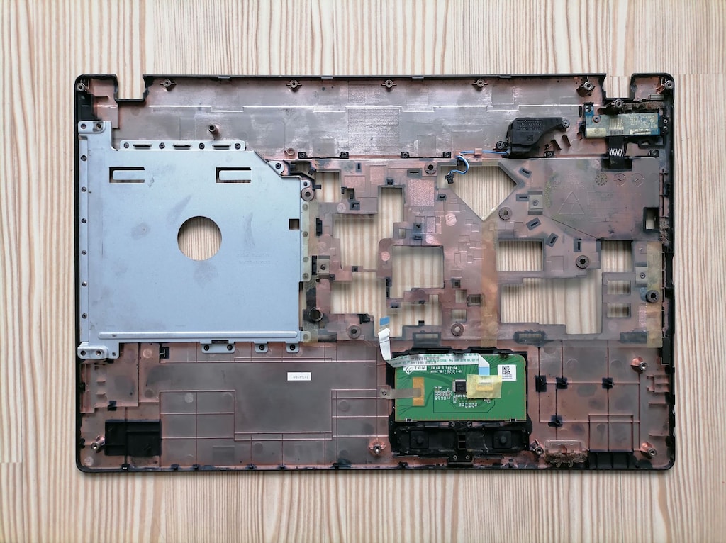 Acer Aspire PEW71 Klavye kasası, Hoparlör - 4