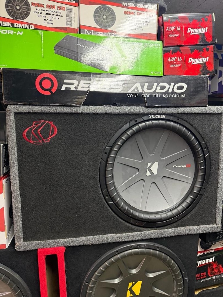 Kicker comp r modeli 38 cm 1200 rms bass nokta hatasız orjinal kabinin ...