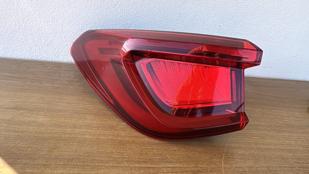 LEON CUPRA LEDLİ SOL STOP ORJİNAL ÇIKMA HATASIZ KARGO OLUR - 5