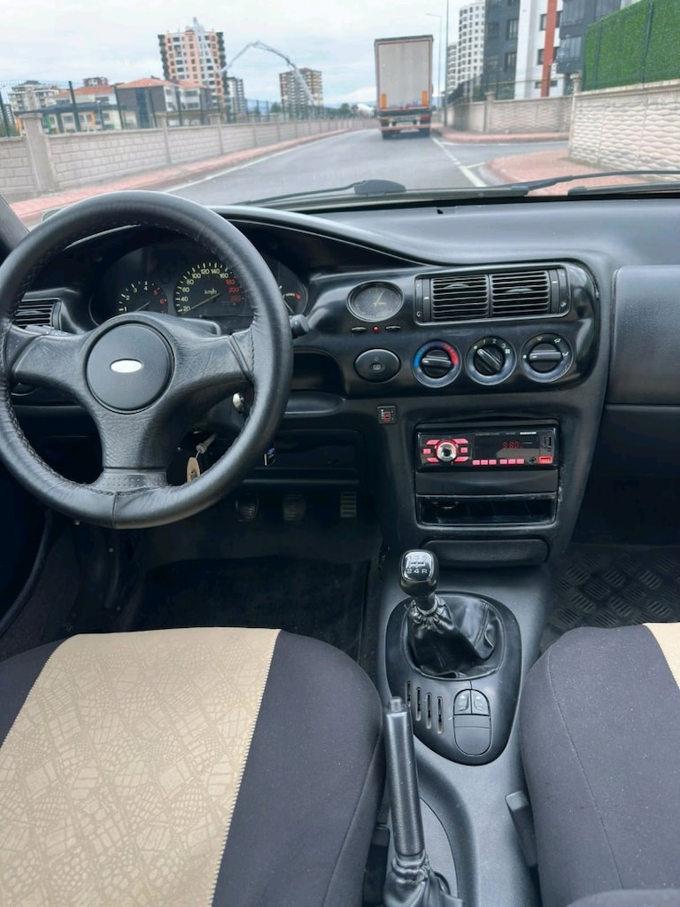 Sahibinden Masrafsız 1.6 CLX Ford Escort - 9