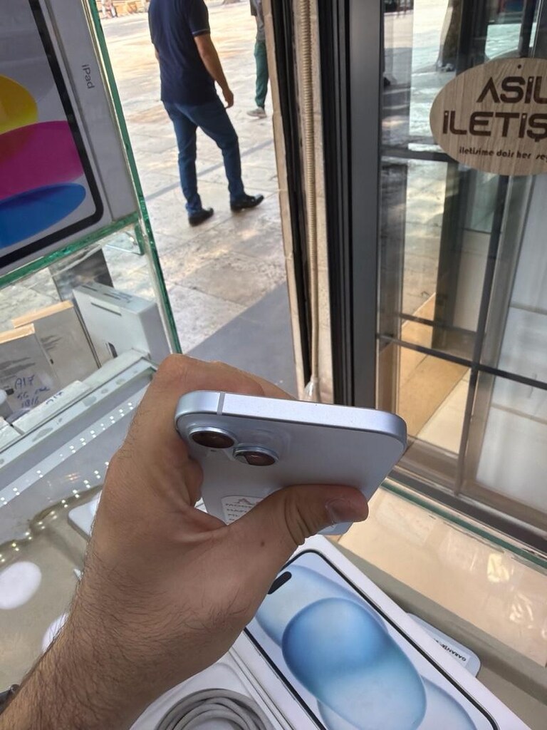 iPhone 15 256Gb - 5