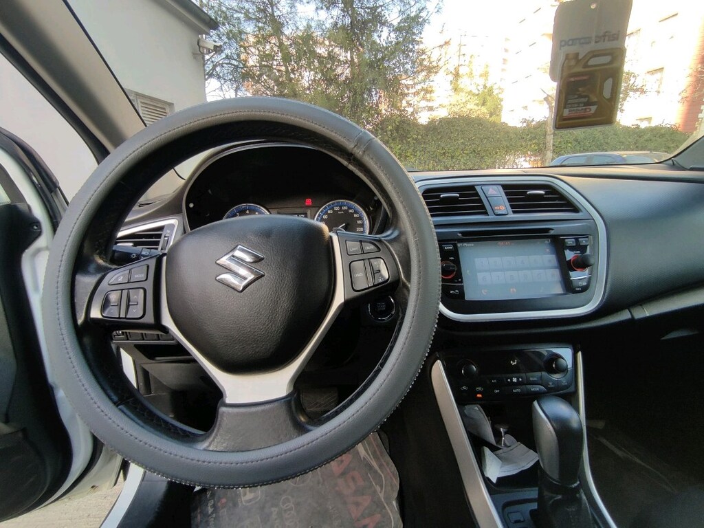 suzuki scross - 2