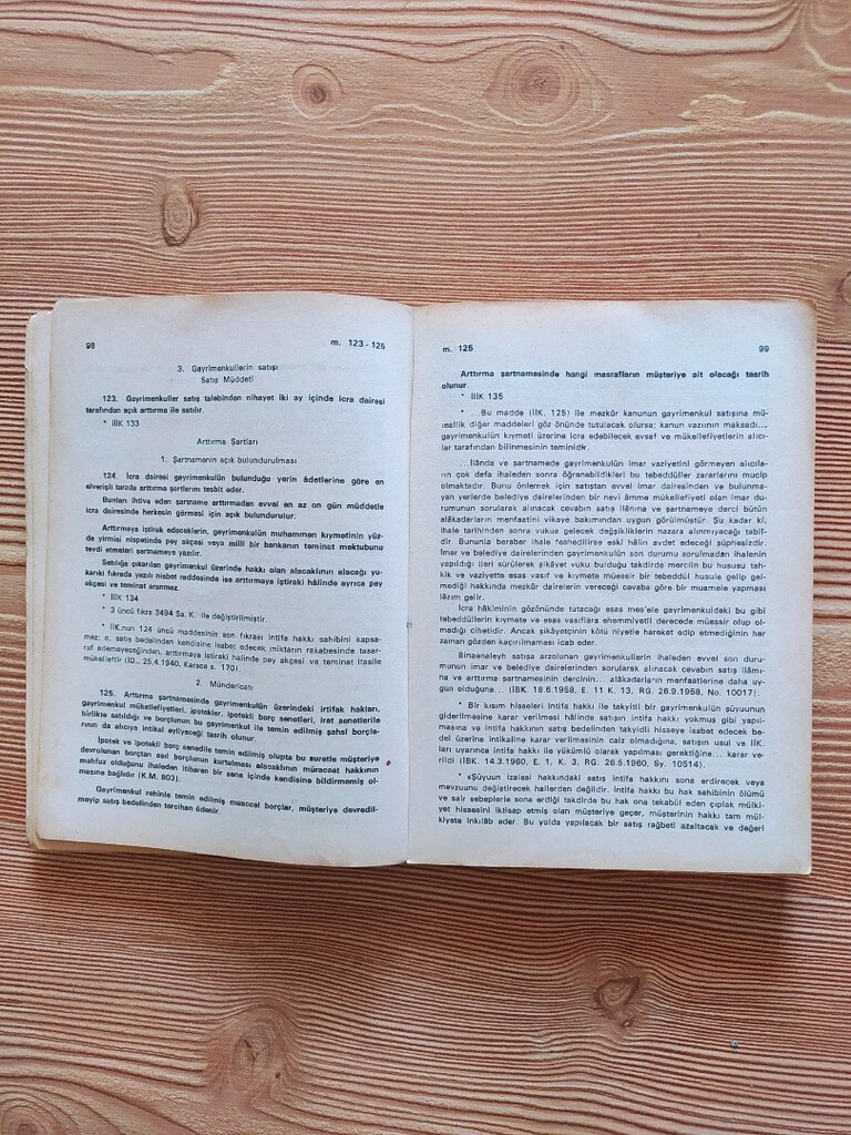 İcra ve İflas Kanunu - Saim Üstündağ - Yavuz Alangoya - 5