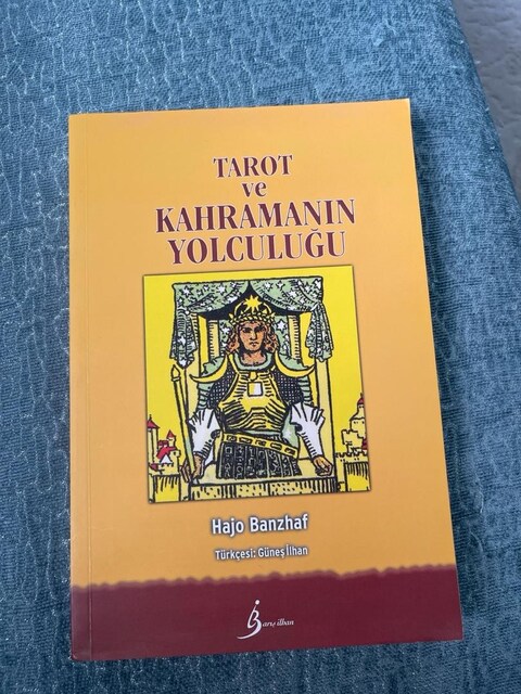 Tarot ve Kahramanın Yolculuğu Kitap - Hajo Banzhaf