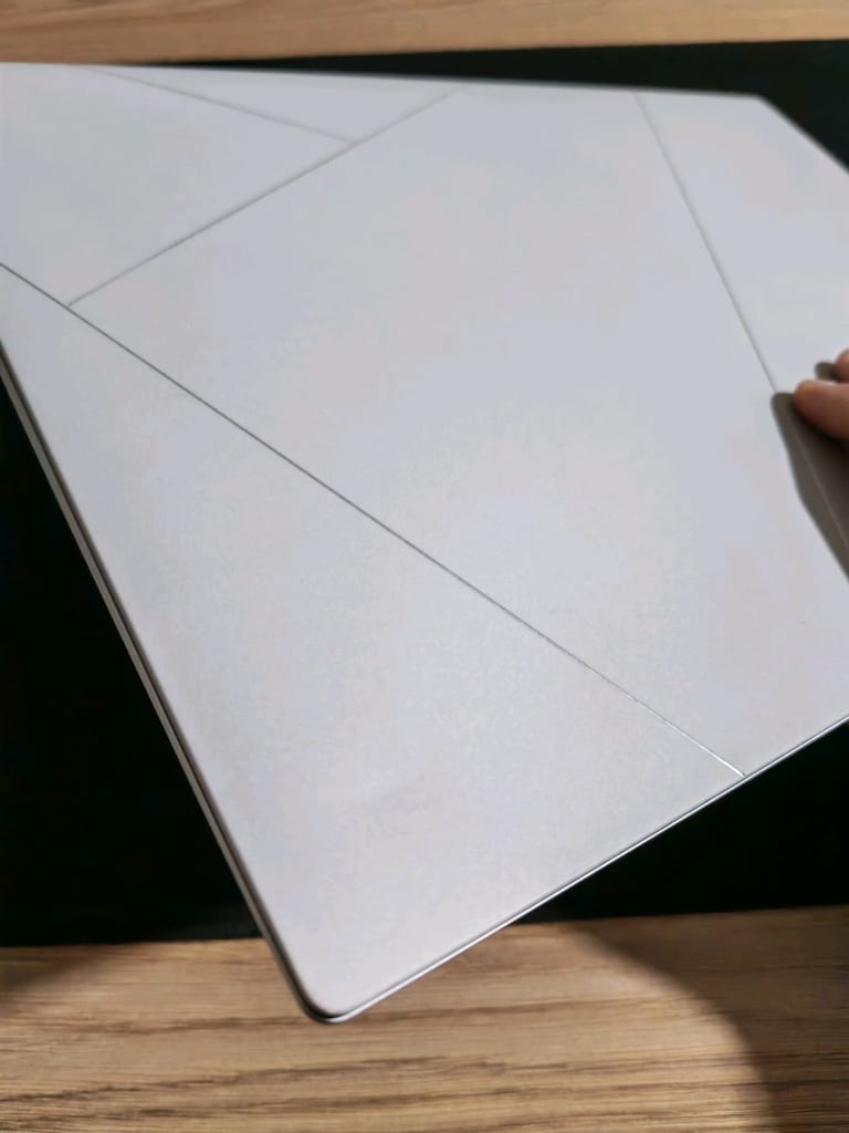 ASUS ZENBOOK S16 OLED | RYZEN AI 7 350 | 16GB | 1TB SSD | 3K 120Hz | - 10