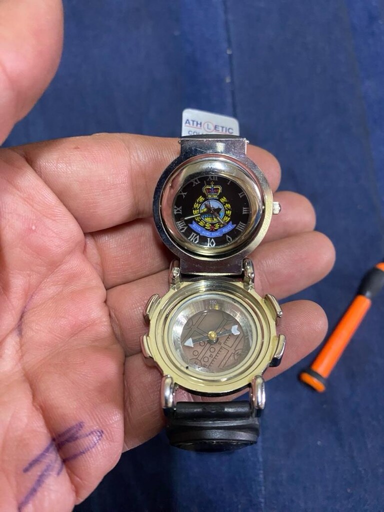 Etiketli Sıfır (NOS): 1990'lar Royal Hong Kong Police Gizli Pusulalı T - 8