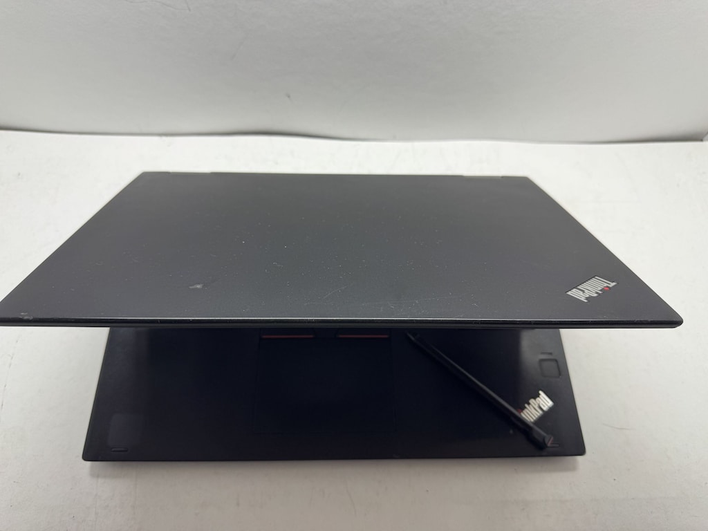 THİNKPAD YOGA 370 - İ5 7. NESİL 8 GB RAM 256 M2SSD DOKUNMATİK - 9