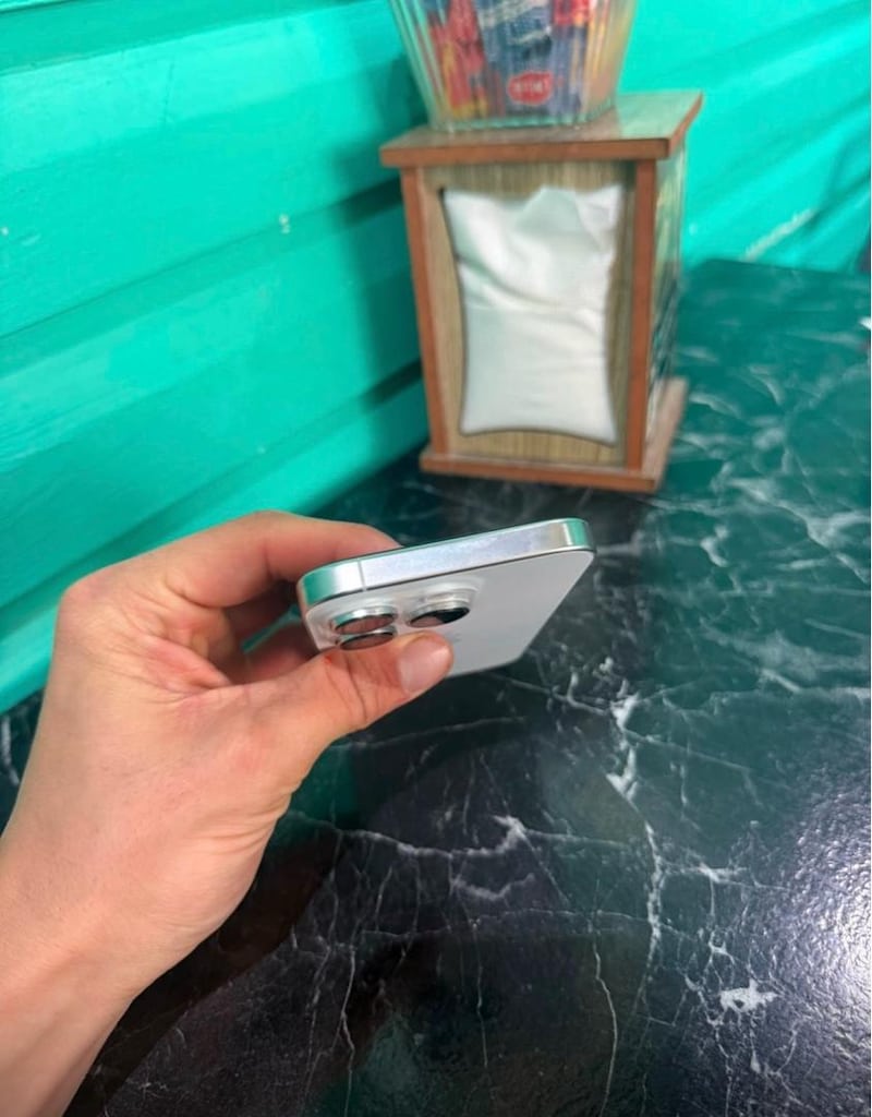 iPhone 16 pro - 4