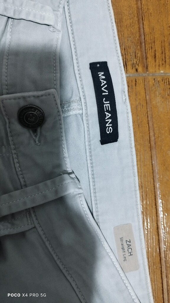 #Mavi Jeans pantolon..Çokça mavi ve başka kot var..Eni çekilince 45 - 3