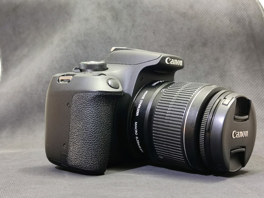 Canon EOS 2000D 18-55mm IS II Kit | Temiz ve Sorunsuz, Ekstralı - 3