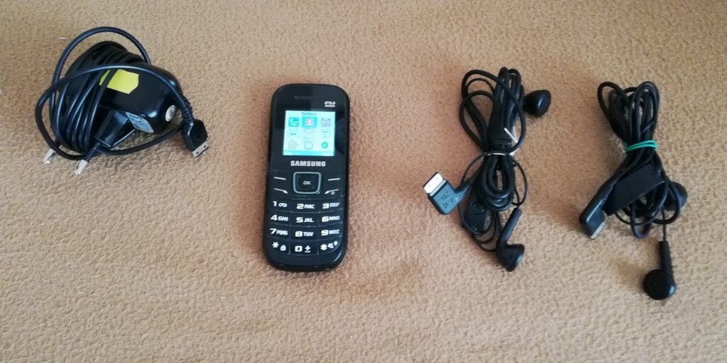 Samsung cep telefonu 1205 - 12