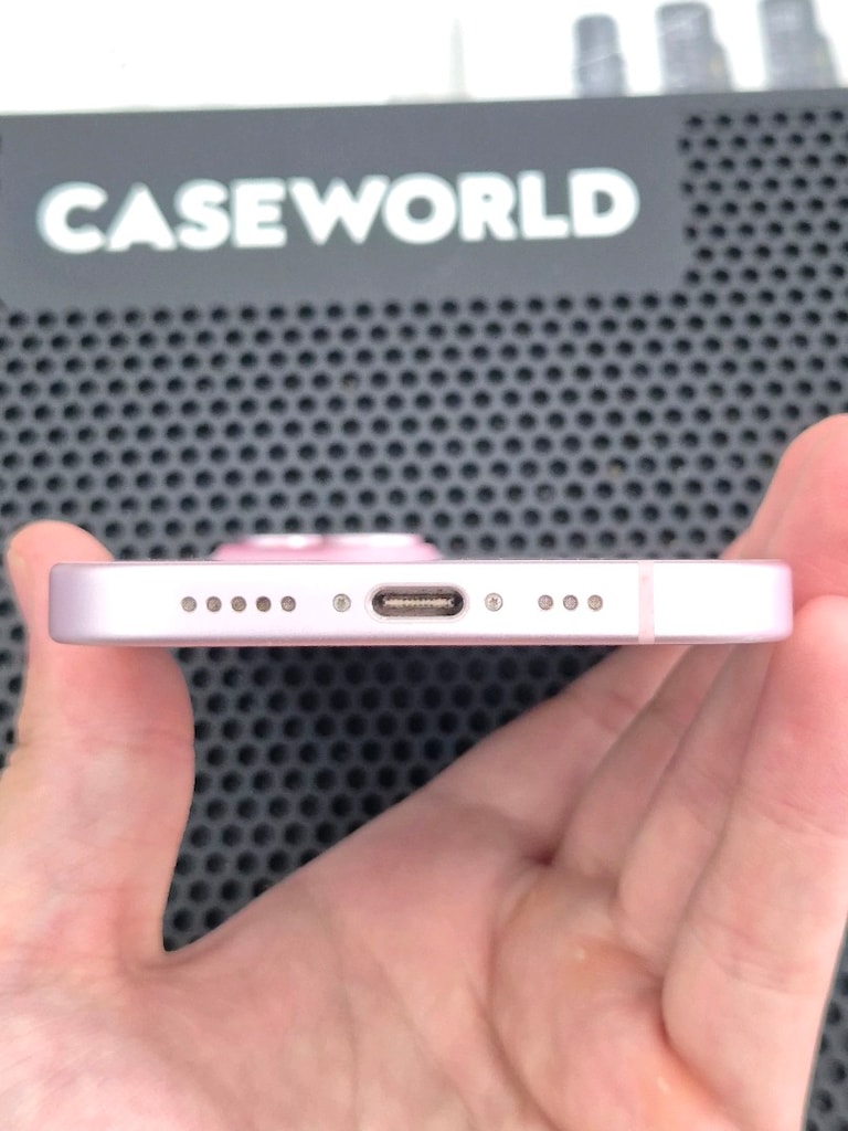 2 Ay Garantisi Devam Eden IPhone 15 128 Pembe - 3