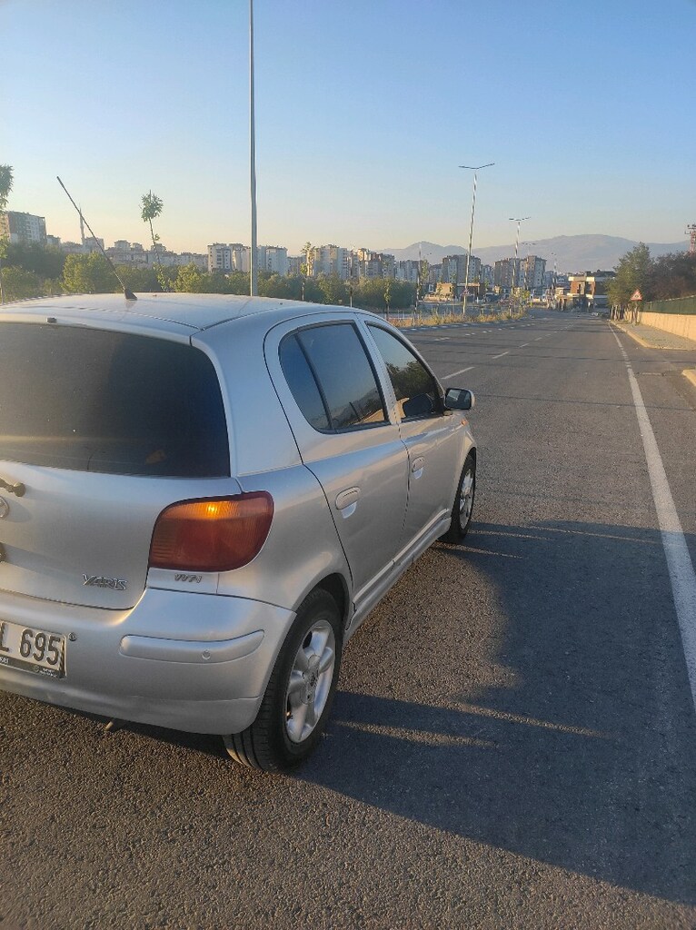 1.3 Yaris arayana - 8