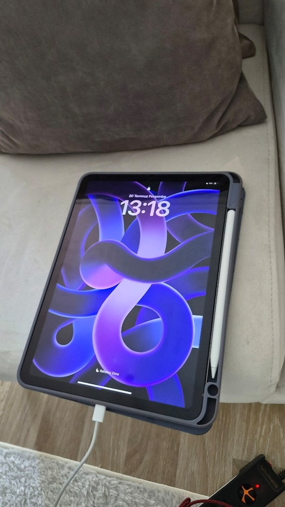 iPad Air 5.Nesil WIFI 256 GB APPLE PENCIL ILE KILIF EKRAN KORUYUCULU - 4