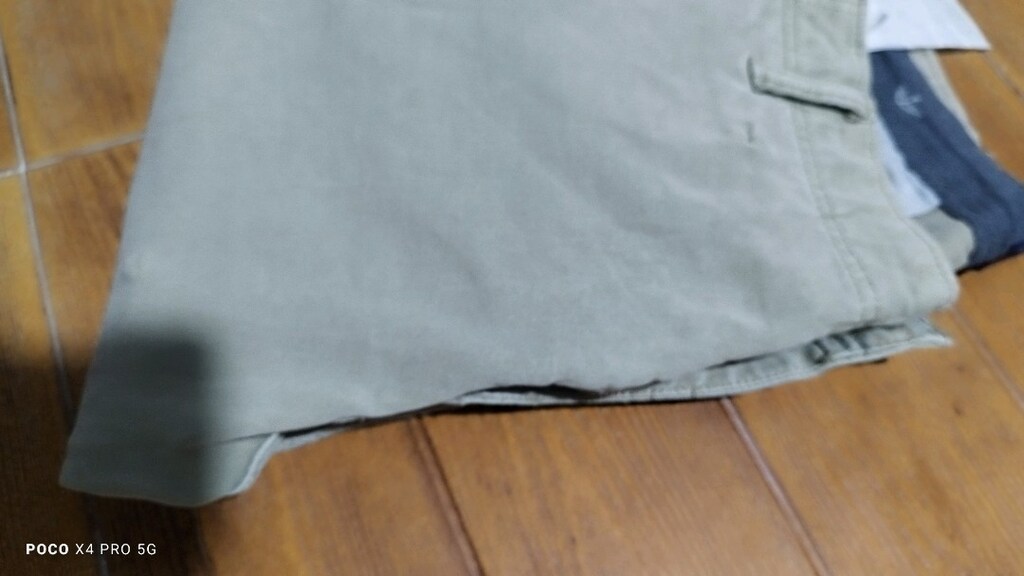 #Dockers likralı  pantolon..Ağda yırtık var, terzide halledilir. - 11
