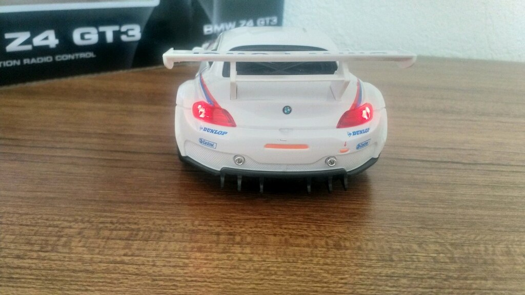 UZAKTAN KUMANDALI BMW Z4 SPOR ARABA - 15