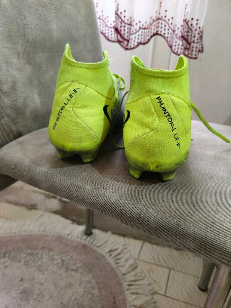 Nike Phantom Luna II Academy Fg/Mg FD6725 43 Numara Erkek Krampon - 4