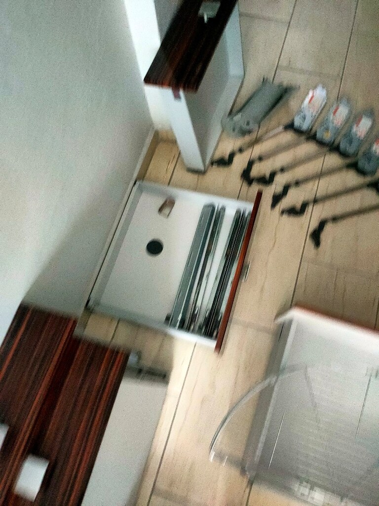BLUM marka kalkar kapak mekanizması 6 adet ve 5 adet çekmece yine aynı - 10