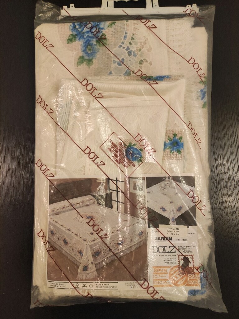 İspanyol DOLZ Vintage Ambalajında Sıfır Yatak & Masa Örtüsü Seti - 2