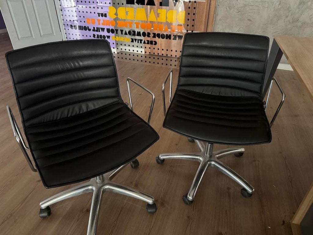 2 Adet Siyah Deri Görünümlü Metal Ayaklı Ofis Koltuğu - 2