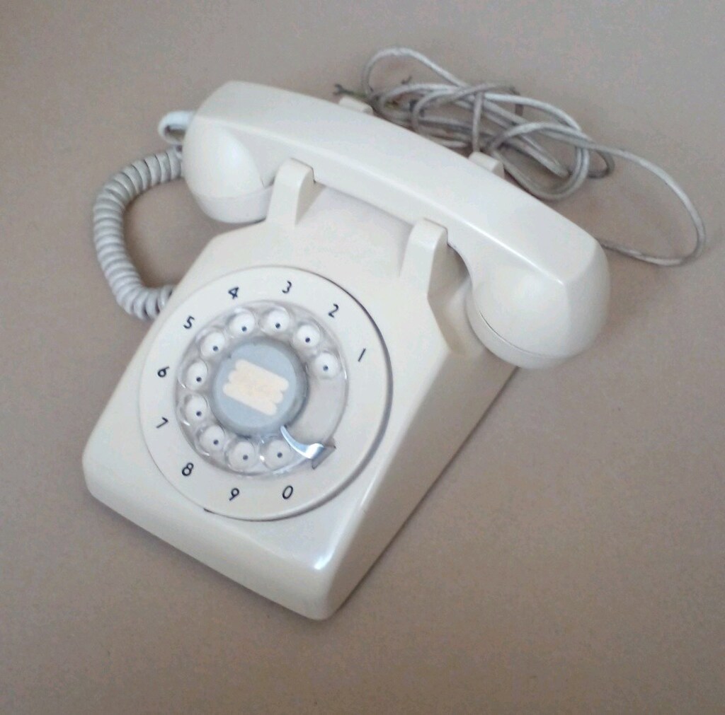 Aradığınız Çok Temiz Nostaljik Çevirmeli Telefonlar1500TL2000TL5000TL - 5