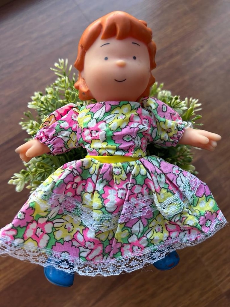 Caillou Rosie Rozi Oyuncak Bebek - 2