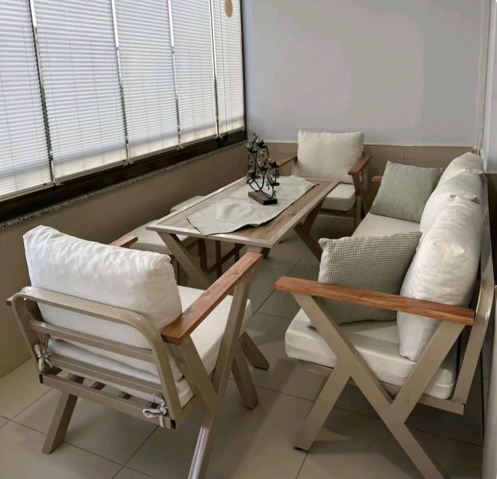 ÇAYSETİ BAHÇE BALKON OTURMA TAKIMI ( SIFIR ÜRÜN ) PAZARLIK PAYI VARDIR