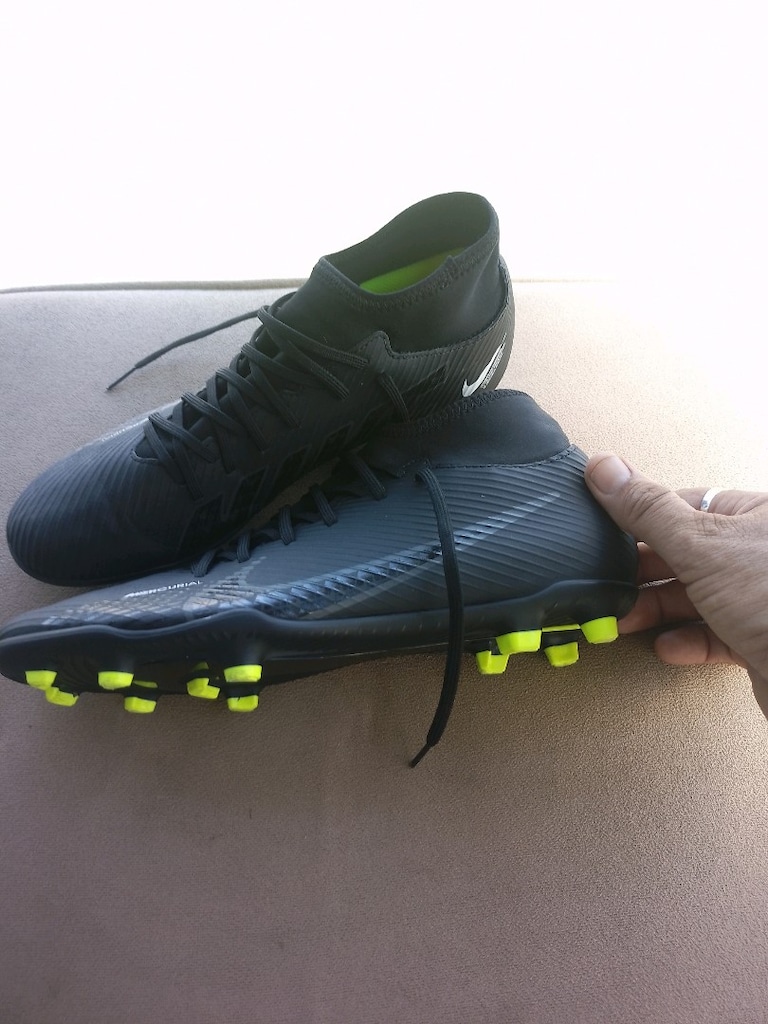 Nike ayakkabı krampon 43 numara kalip kucuktur - 19