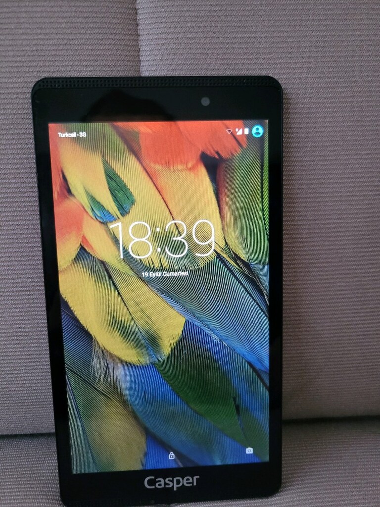 16 GB Casper wifi kamera herşey aktif . Android 5.1 dir. Sim kartlidi - 5
