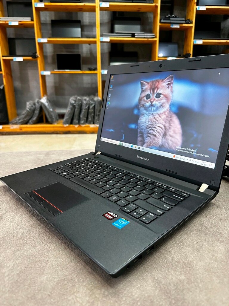 Lenovo Thinkpad İ5 İşlemci 8 GB RAM SSD Hızlı Sorunsuz - 4