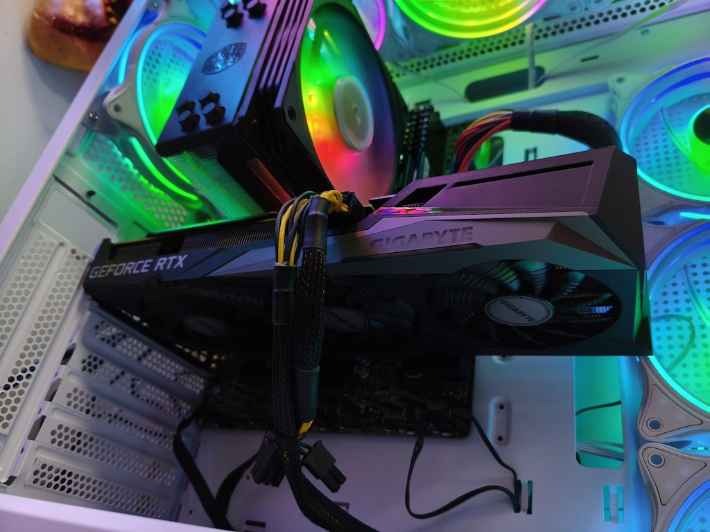 i7-10700F RTX 3060 Ti 180Hz Monitor Gaming PC Seti - 4