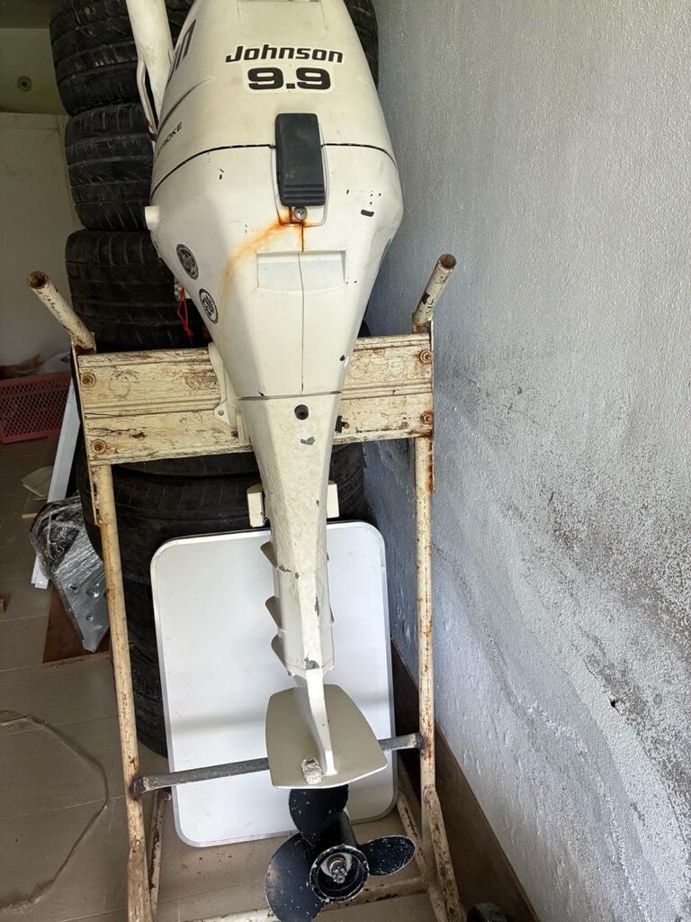 Johnson 9.9 HP Dıştan Takma Motor – İhtiyaç Fazlası - 2