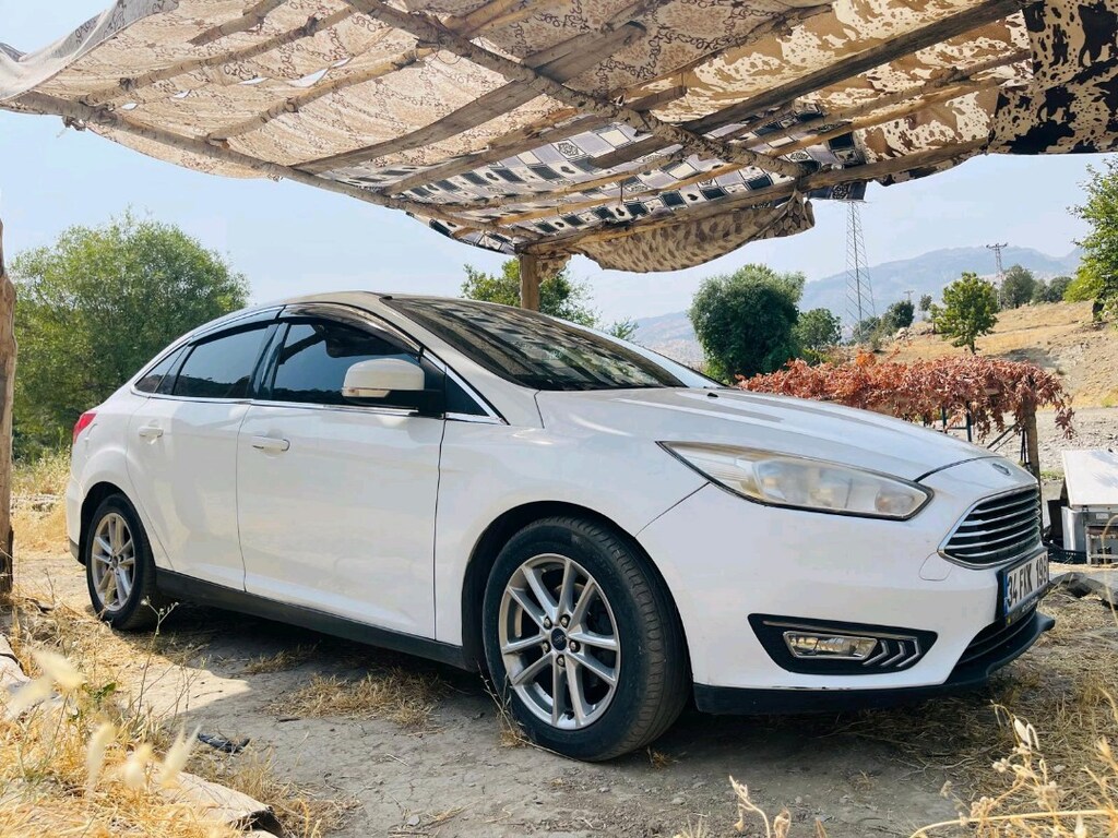 Ford focus - 10