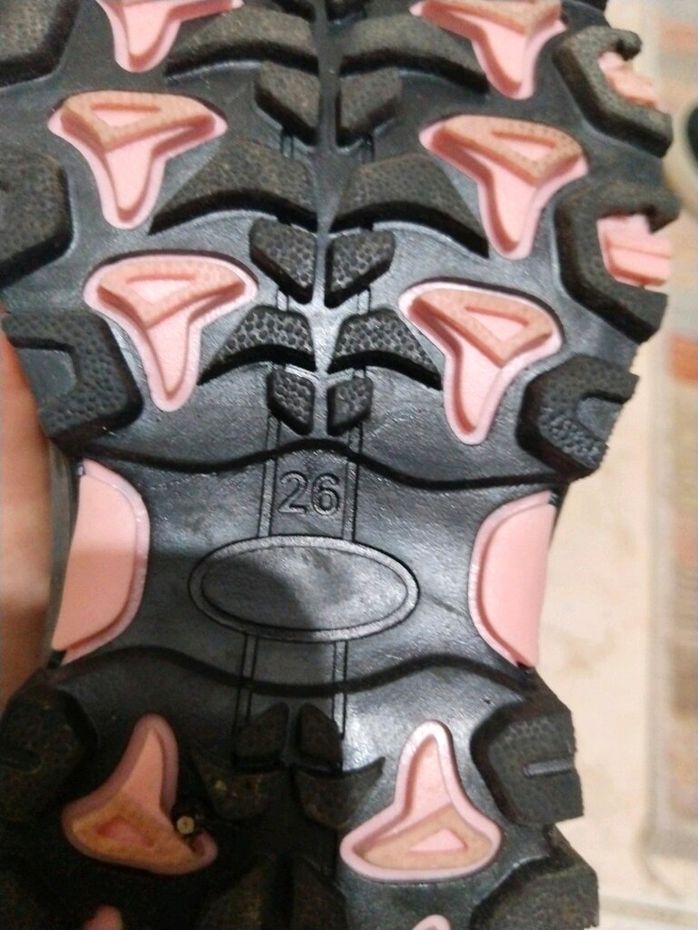 hiç giyilmedi kız çocuk bot - 3