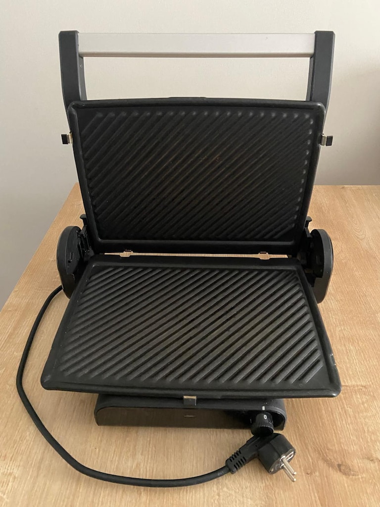 Arçelik TM 6206 G 2000 W Tost Makinesi – YEDEK PARÇA NİYETİNE - 2