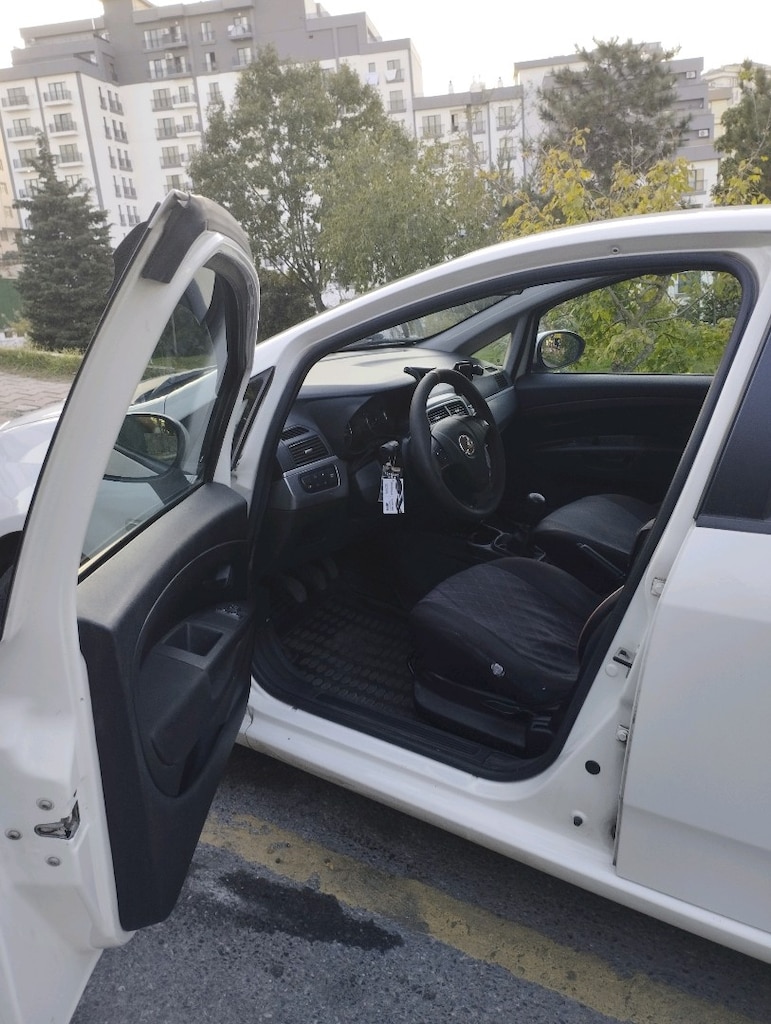 fiat punto 2013 - 3