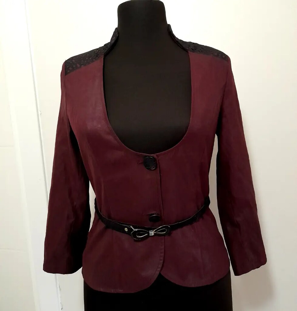 ALVİNA 38 BEDEN BORDO KISA CEKET