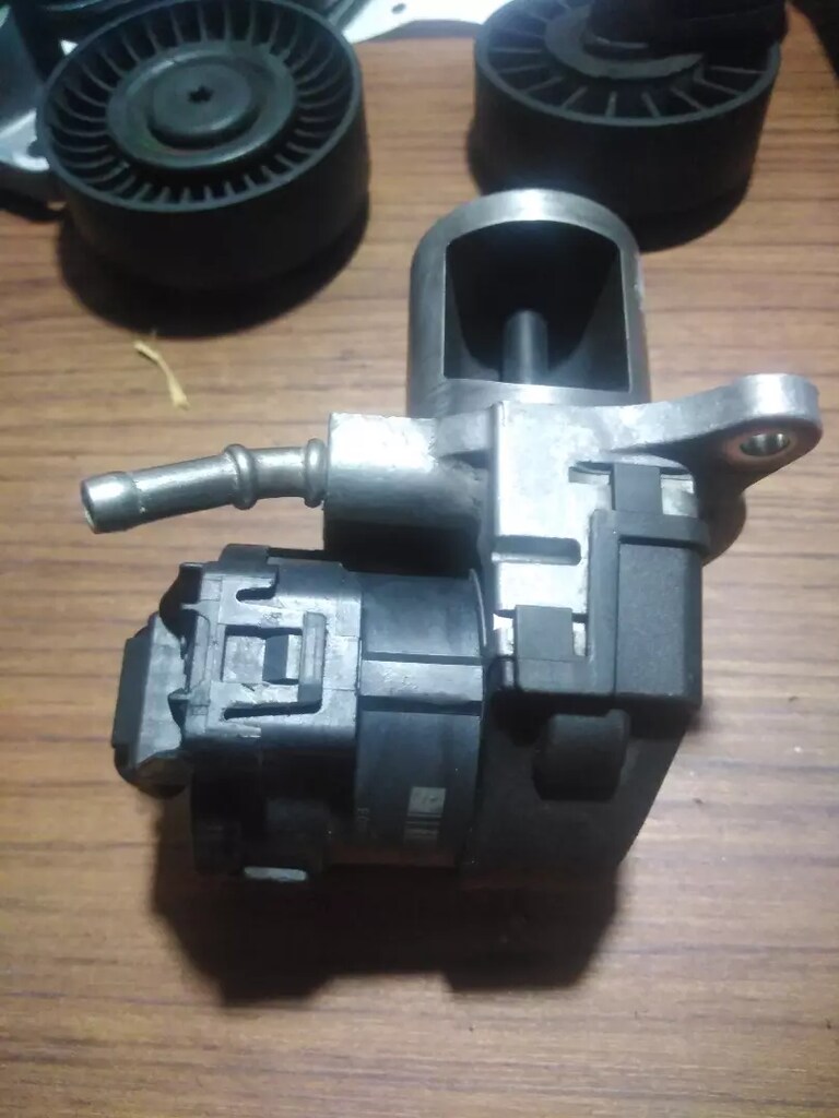 MERCEDES M642 EGR VALFİ GL GLK W221 W251 W166 W164 - 3