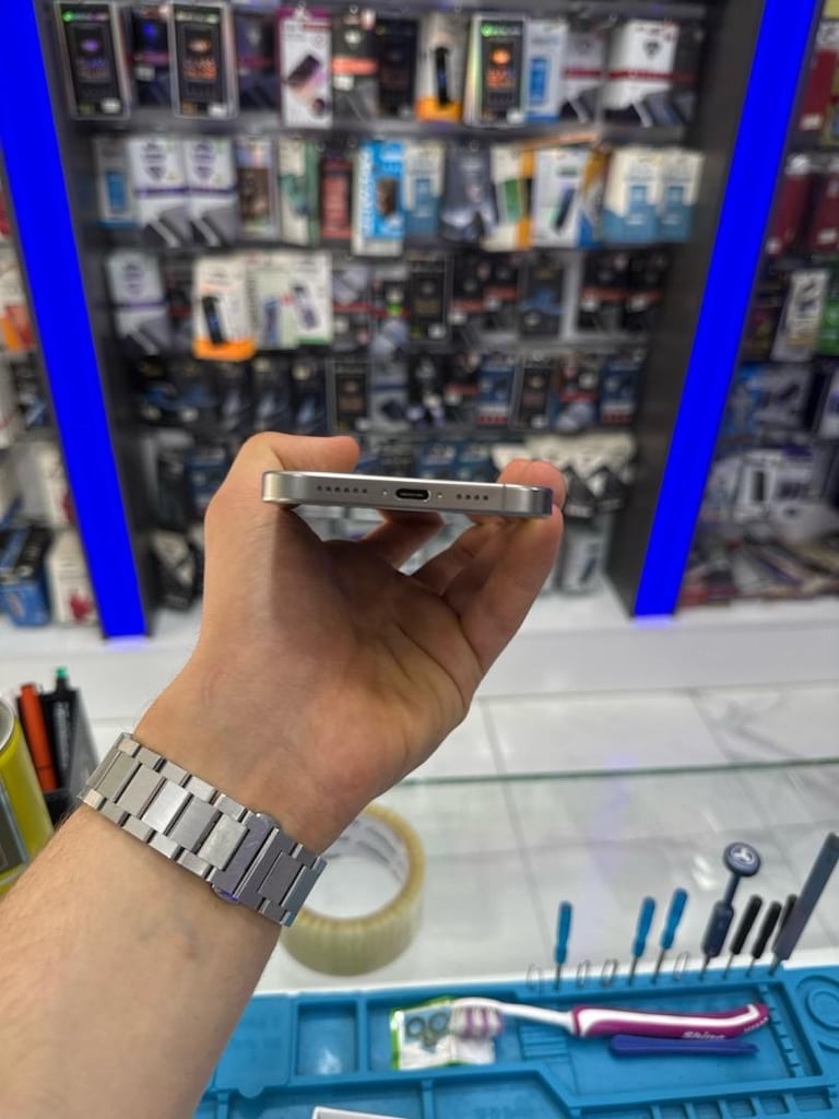 İPHONE 16 PRO MAX 256GB YURTDIŞI NOKTA HATASIZ - 5